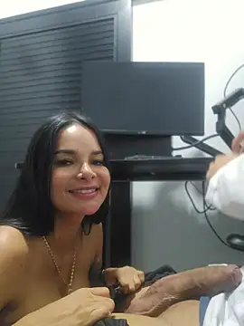 CataleyaRusso Show in webcam