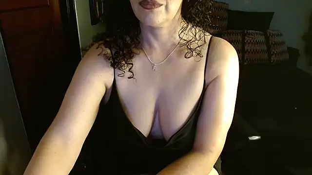 MATURETOPASIO live XXX chat