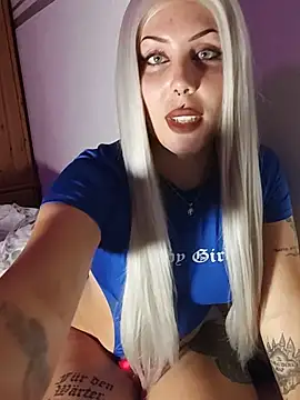 ProvocuntのライブXXXチャット