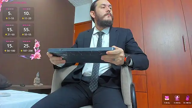 jeanpiere_: διαδικτυακό σόου στην κάμερα