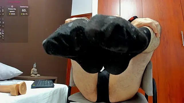 jeanpiere_ Show in webcam