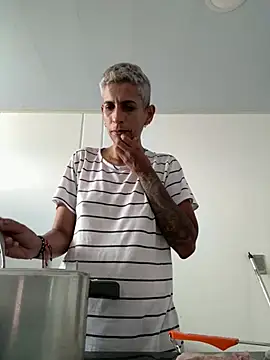 Show modela Maturehot2023 na web-kameri