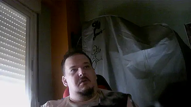 porkorossy Show in webcam