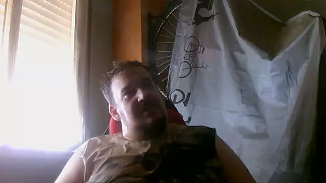 porkorossy Show in webcam
