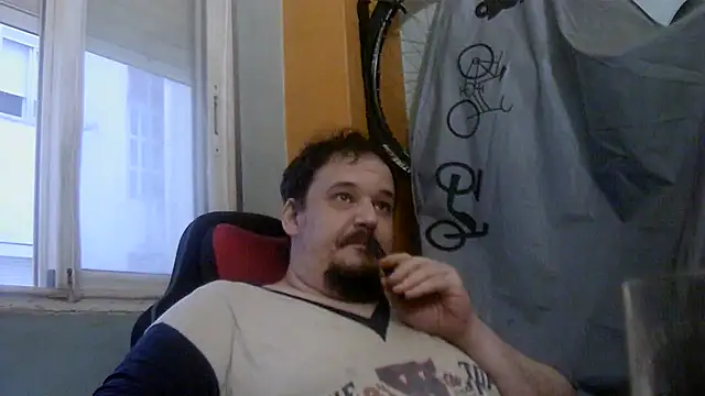 porkorossy Show in webcam