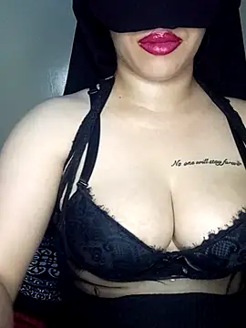 הופעת וובקאם של Zouzou_sexy