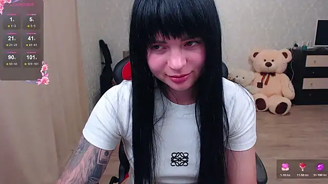 Show modela JuicyJess na web-kameri