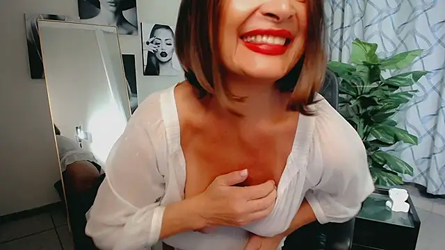 Favorite_0 Adlı Modelin Canlı XXX Sohbeti