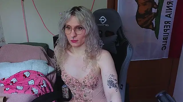 Lori_Myaf's Webcam Show