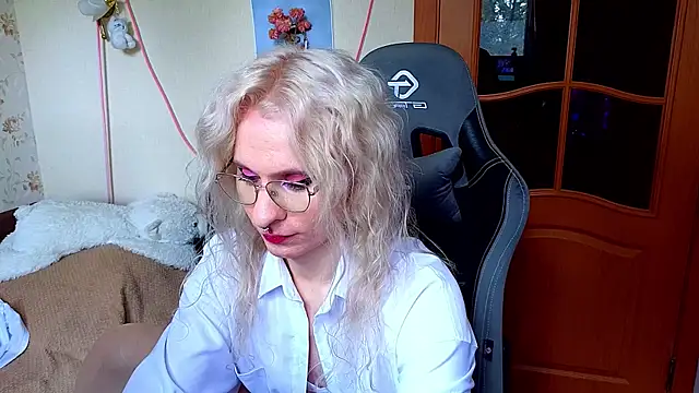 Lori_Myaf Show Webcam