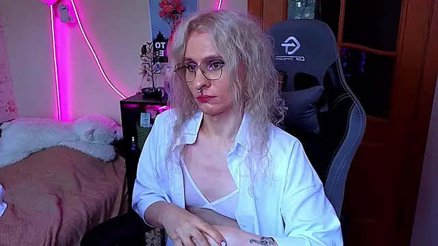 Lori_Myaf Webcamshow