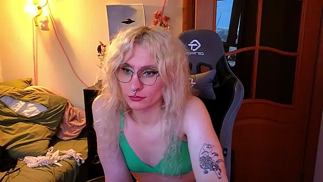 Show de Lori_Myaf na webcam