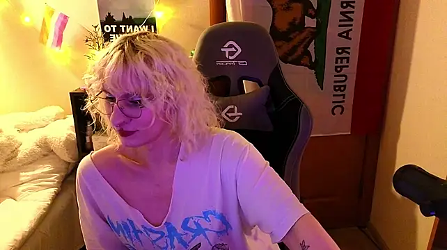 Lori_Myaf 在線直播表演