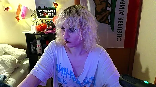 Lori_Myaf's Webcam Show