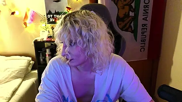 Lori_Myaf Pertunjukan Webcam