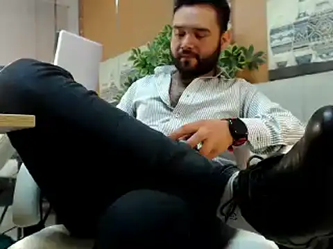 Fredy_Hunks webcam show