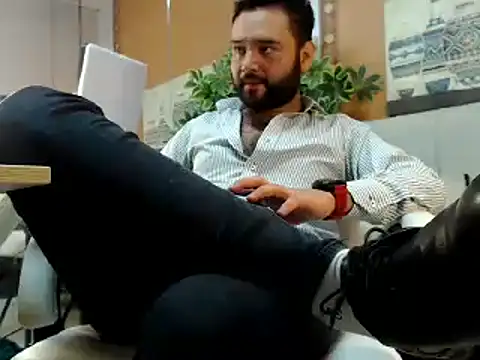 Fredy_Hunks webcam show