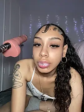 badbaby187 Adlı Modelin Web Kamerası Şovu