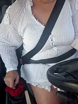 alejandraxxz's Live XXX Chat