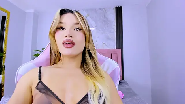Keendall__n Webbikameraesitys