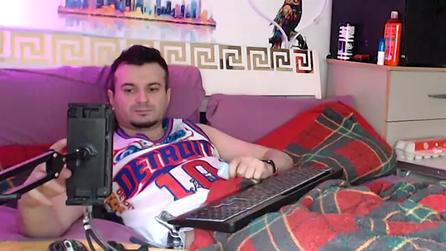 iuligruia69: διαδικτυακό σόου στην κάμερα
