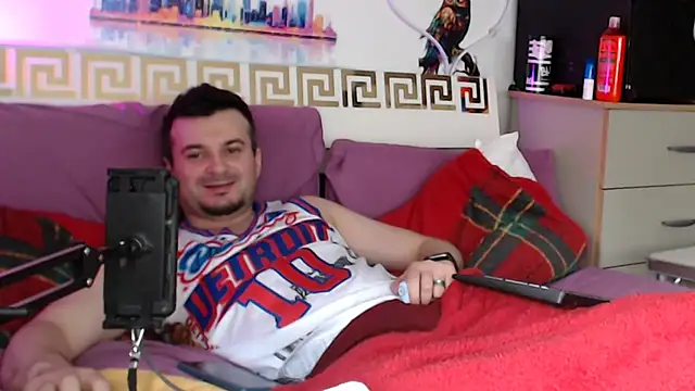 iuligruia69n Webbikameraesitys