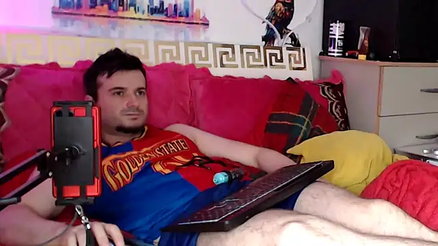 KingOfSinRO69 Show in webcam