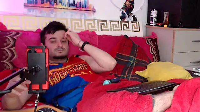 KingOfSinRO69 Adlı Modelin Web Kamerası Şovu
