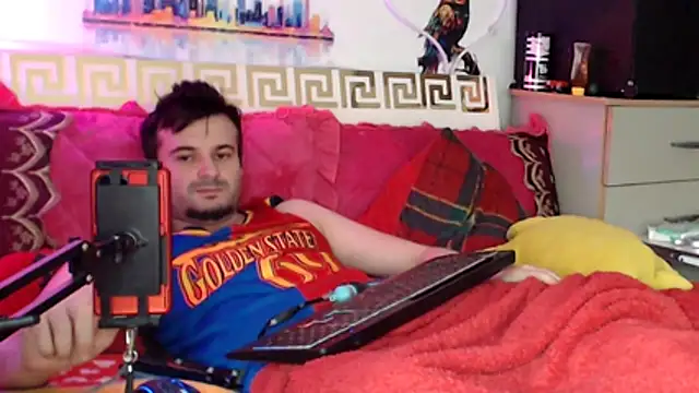 KingOfSinRO69 Adlı Modelin Web Kamerası Şovu