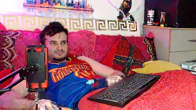KingOfSinRO69 webkamerás műsora