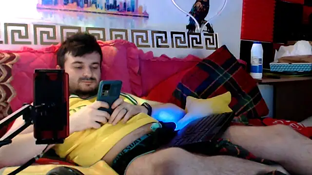 Show modela KingOfSinRO69 na web-kameri