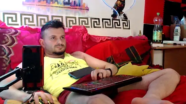 Show modela KingOfSinRO69 na web-kameri