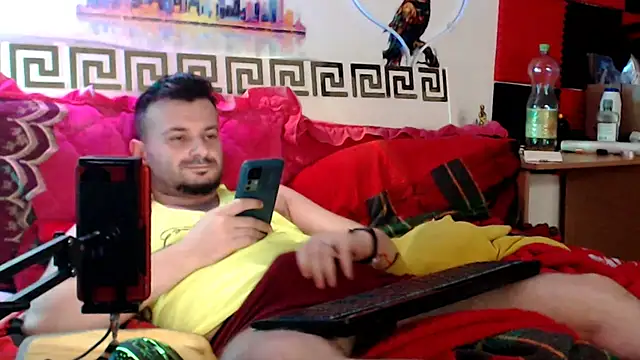 KingOfSinRO69 Show in webcam