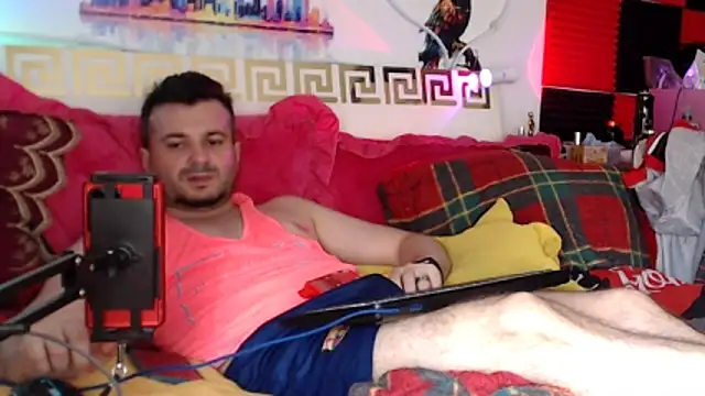 KingOfSinRO69 Show in webcam