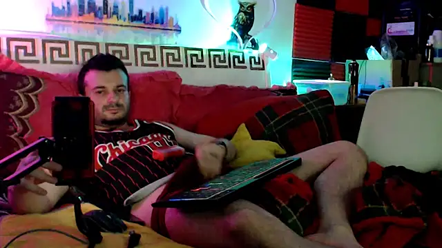 KingOfSinRO69 Show in webcam