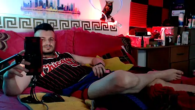 Pokazy przed kamerką – Hugec0ck007