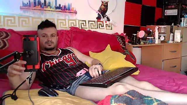 Hugec0ck007 Webcam show