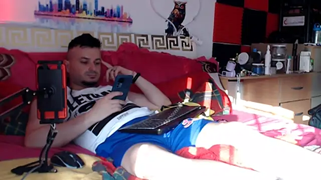 Hugec0ck007 Webcam show