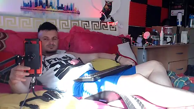 Hugec0ck007n Webbikameraesitys