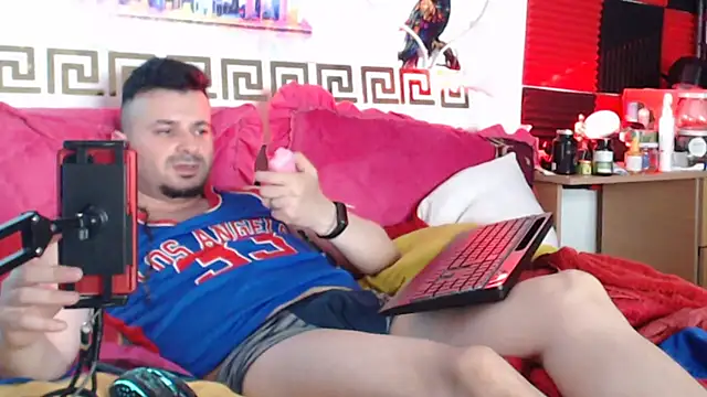Hugec0ck007 – webcam-show
