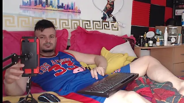 Hugec0ck007 – webcam-show