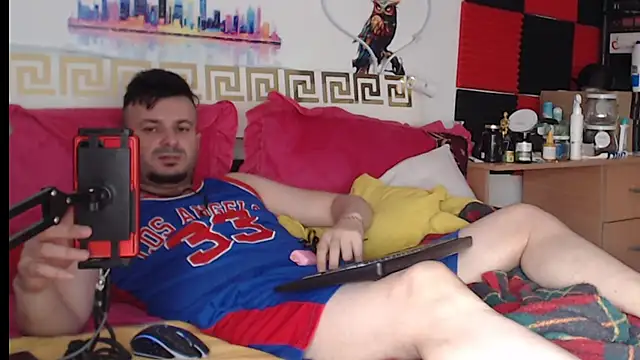 Hugec0ck007 webcam show