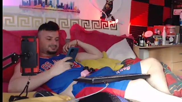 Hugec0ck007 网络视讯表演