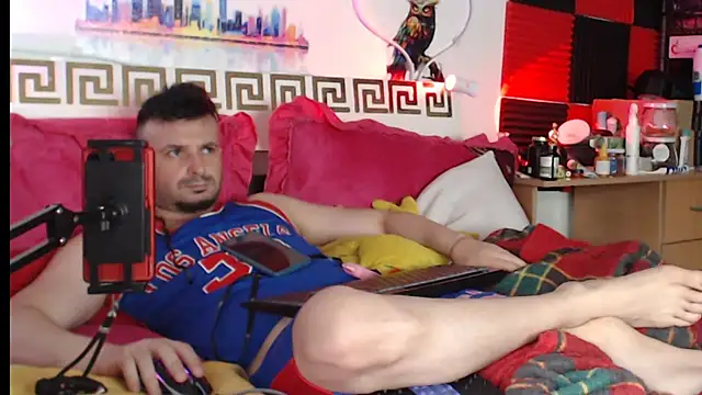 Webkamerová show Hugec0ck007