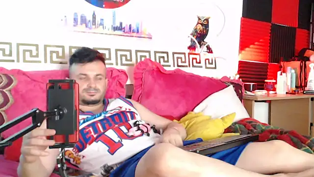 Hugec0ck007 Webcam show