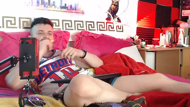 Hugec0ck007 Webcam show