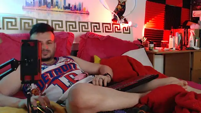 Hugec0ck007 Webcam show