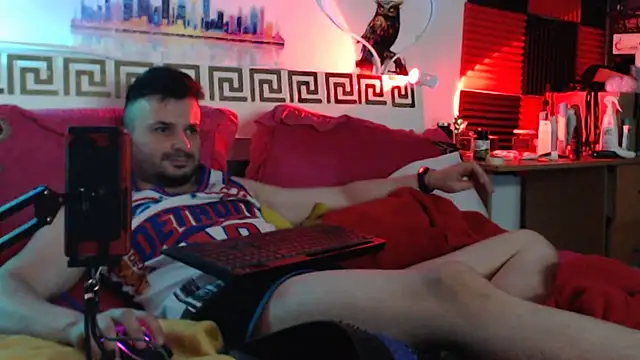 Hugec0ck007 Webcam show