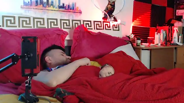Hugec0ck007 Webcam show