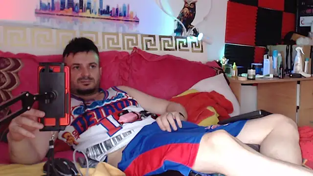 Hugec0ck007 webcam show